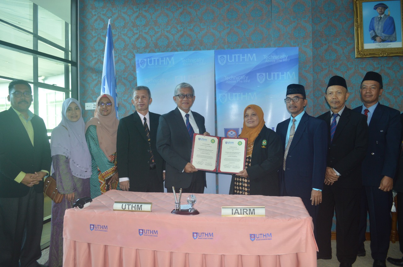IAIRM Ngabar jalin LOI dengan Universiti Tun Hussein Onn Malaysia (UTHM) Malaysia