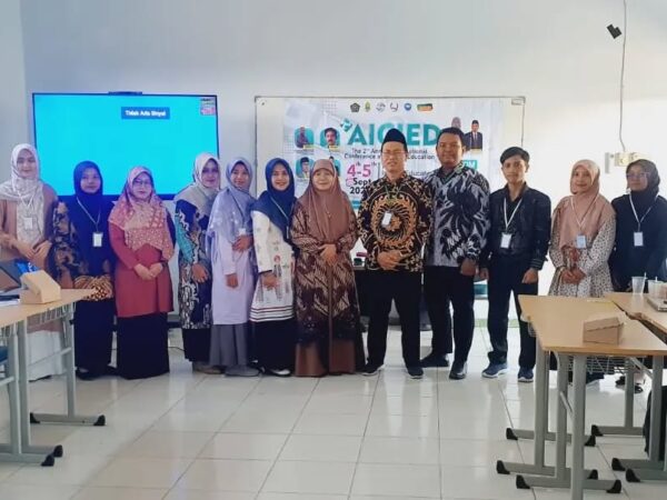 Keikutsertaan Para Dosen dan Mahasiswa  di International Conference AICIED IAIN Ponorogo