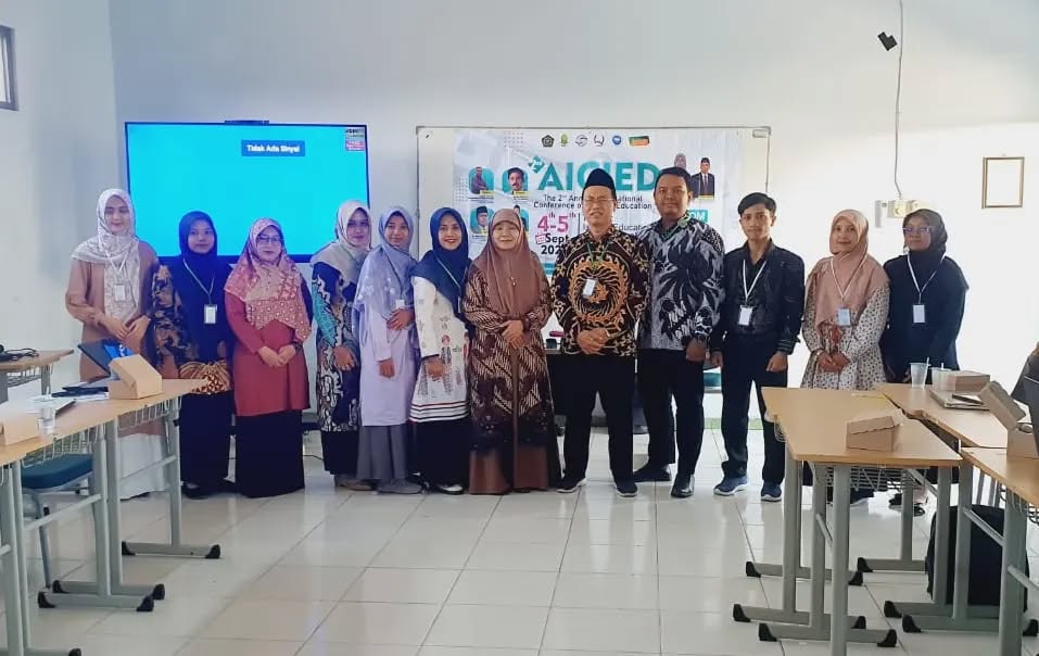 Keikutsertaan Para Dosen dan Mahasiswa  di International Conference AICIED IAIN Ponorogo