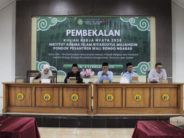 Pembekalan KKN Institut Agama Islam Riyadlotul Mujahidin (IAIRM) Ngabar Ponorogo Tahun 2026