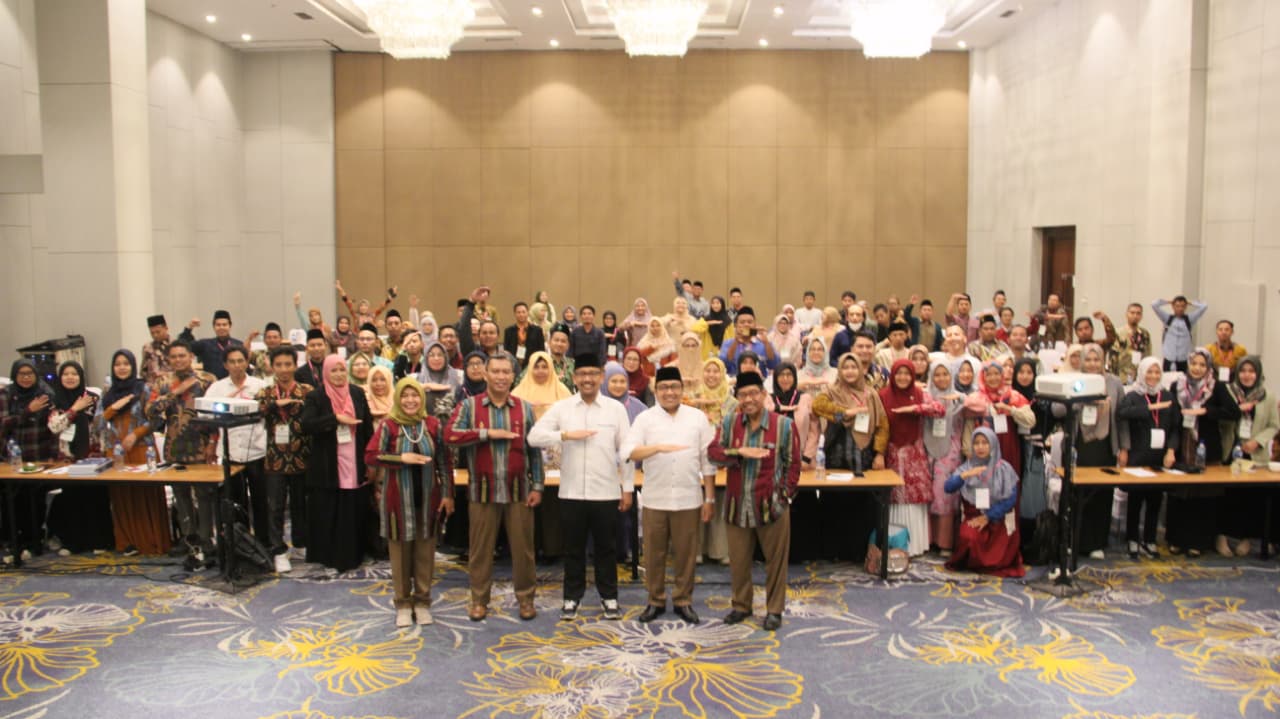 International seminar 5th Annual Conference for Muslim Scholars “Local Culture Values and Religious Moderation” Kopertais Region IV Surabaya, at Amphiteater UIN Sunan Ampel Surabaya